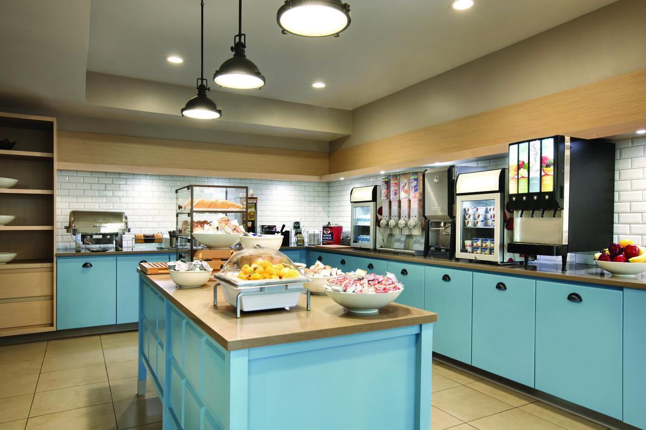 Hotel Country & By Radisson, Atlanta Airport North, Ga Hapeville